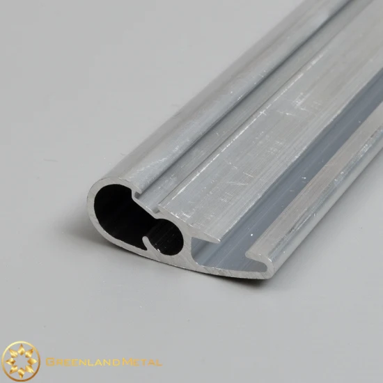Rail inférieur en aluminium pour stores enrouleurs